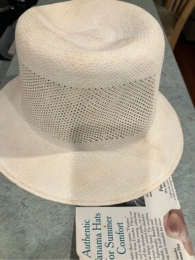 Authentic Panama Straw Fedora Hat in Light Natural